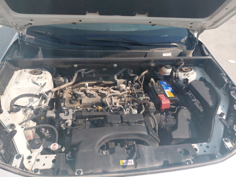 تويوتا راف فور LE 2021 image