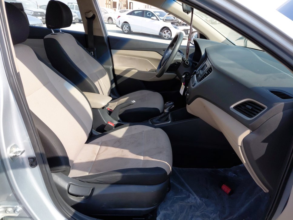 Hyundai Accent GL 2023 image