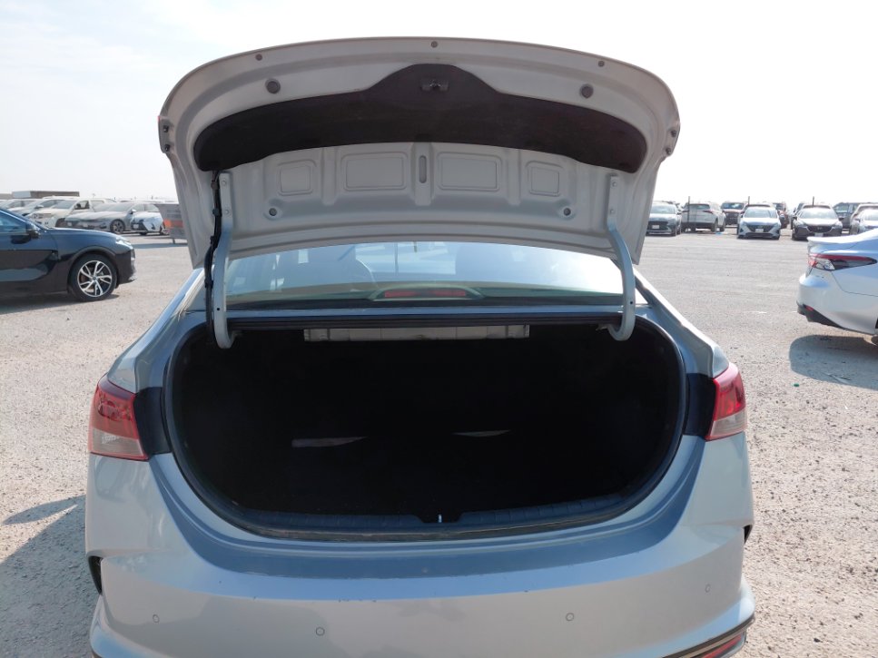 Hyundai Accent GL 2023 image