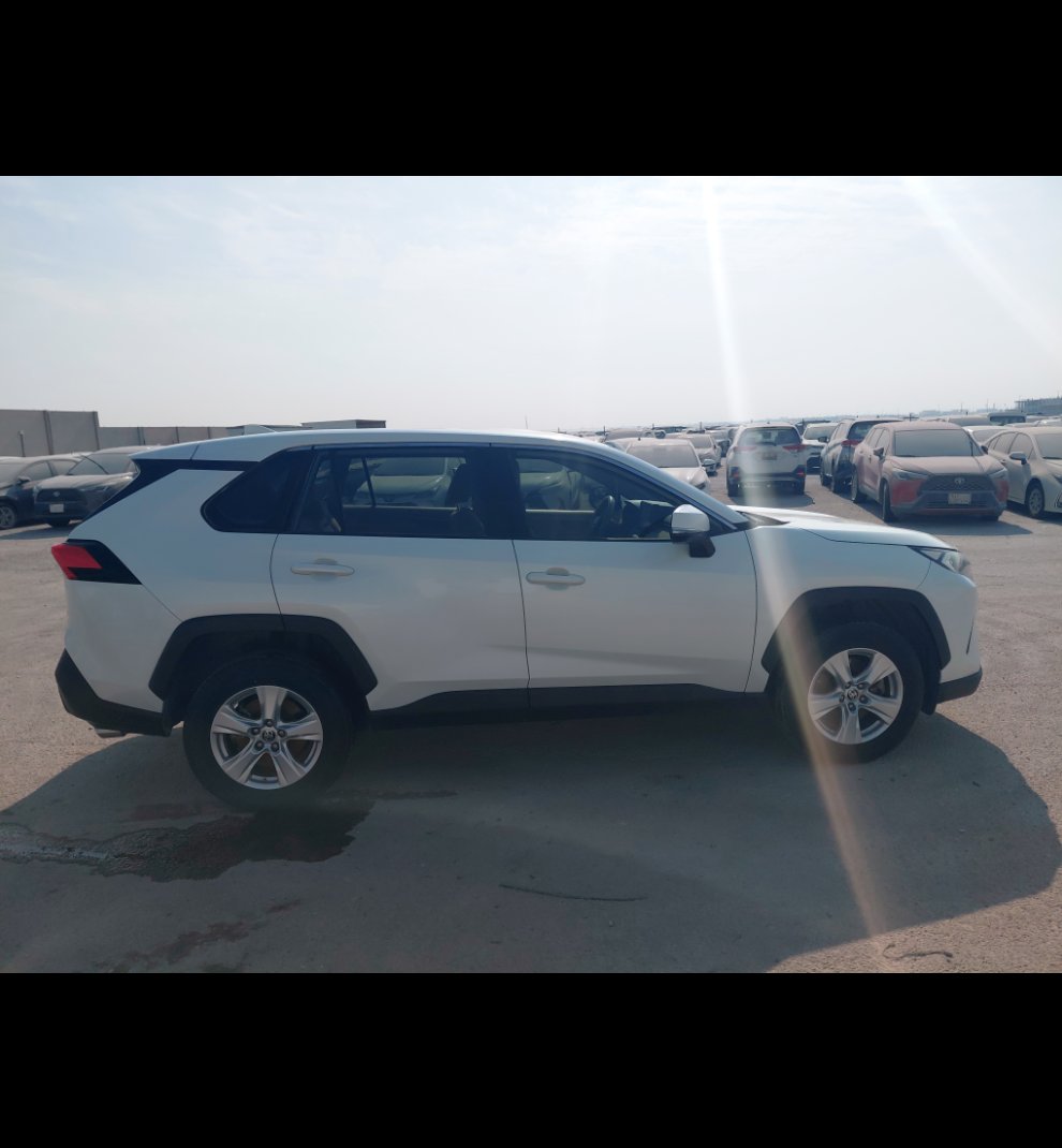 تويوتا راف فور LE 2021 image