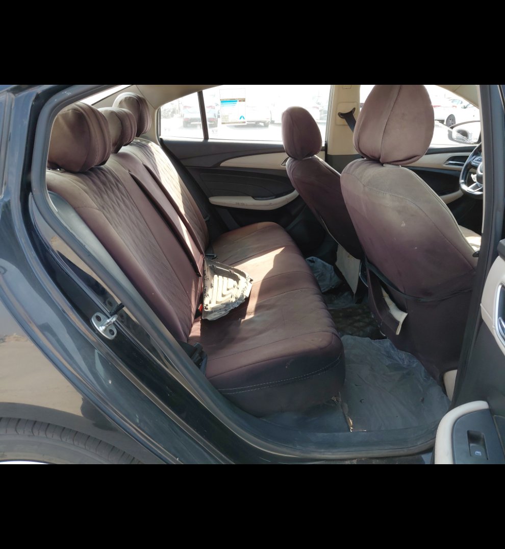 إم جي 5 LUX 2023 image