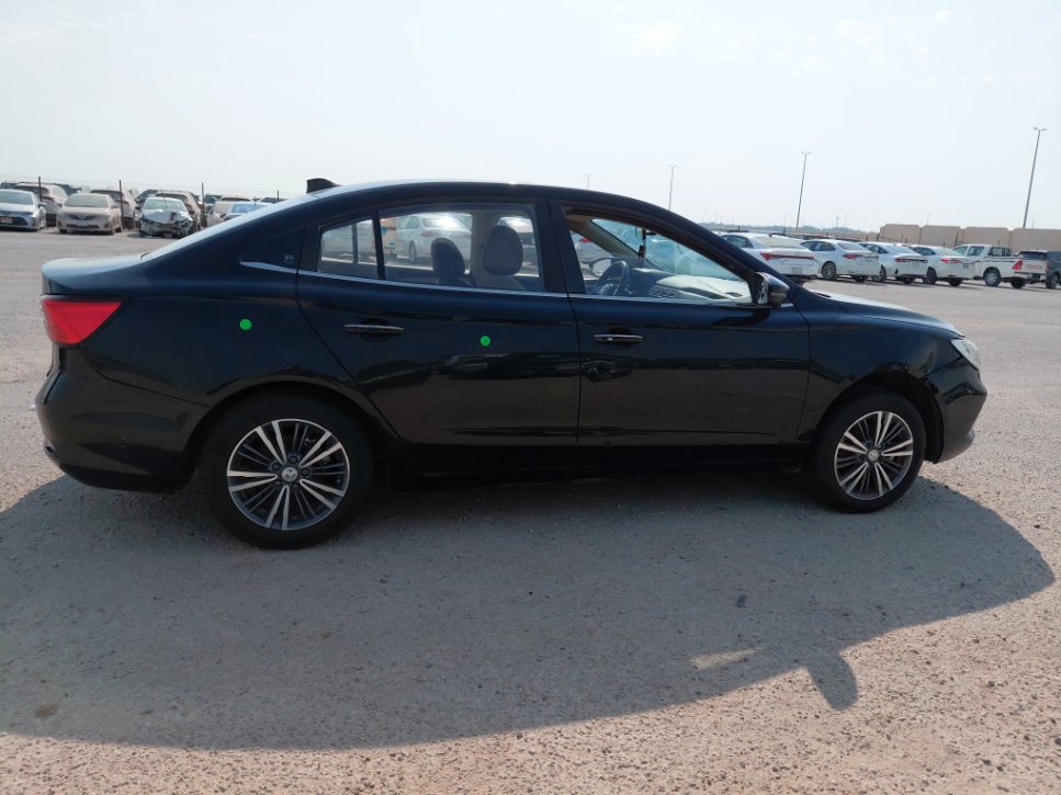 إم جي 5 LUX 2023 image