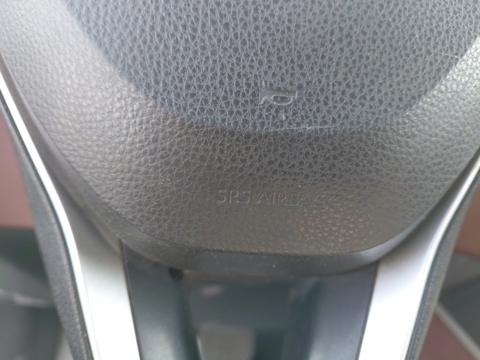 تويوتا كورولا كروس LE HEV 4X2 2021 image