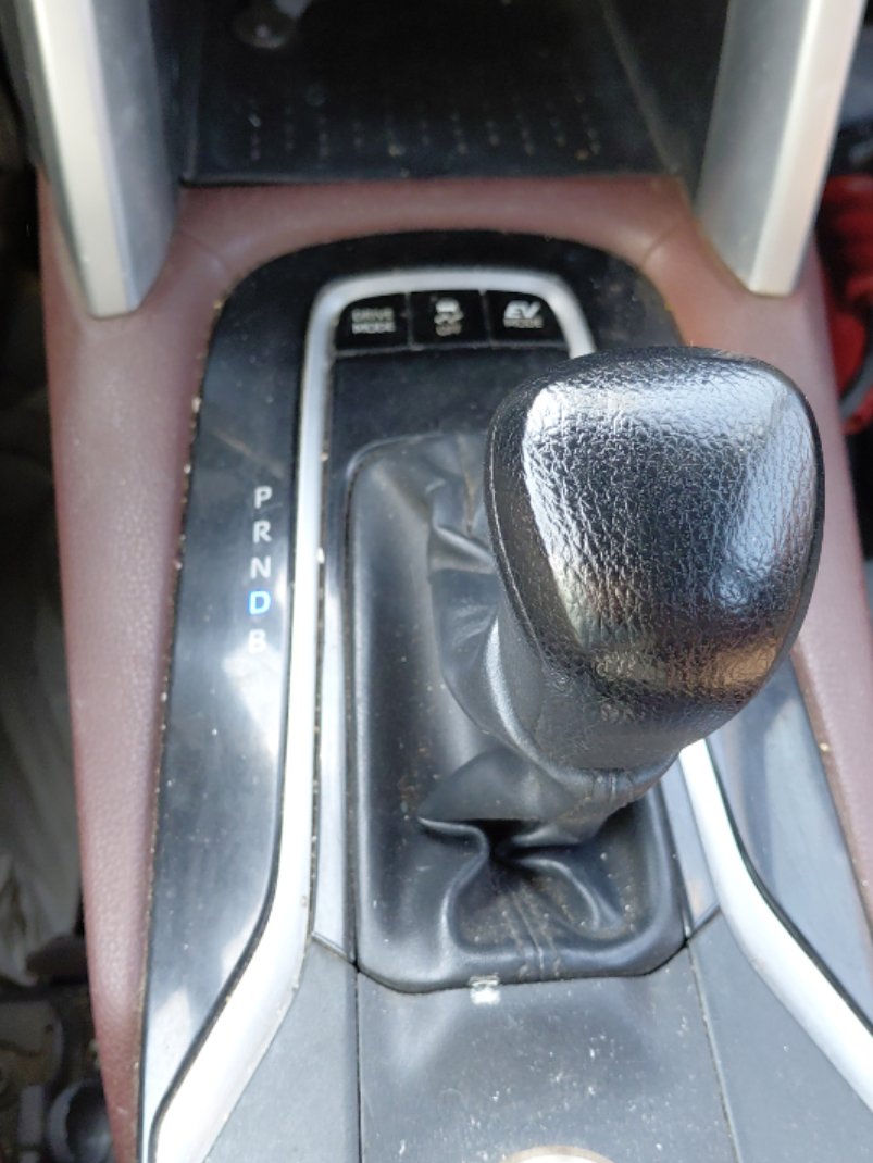 تويوتا كورولا كروس LE HEV 4X2 2021 image