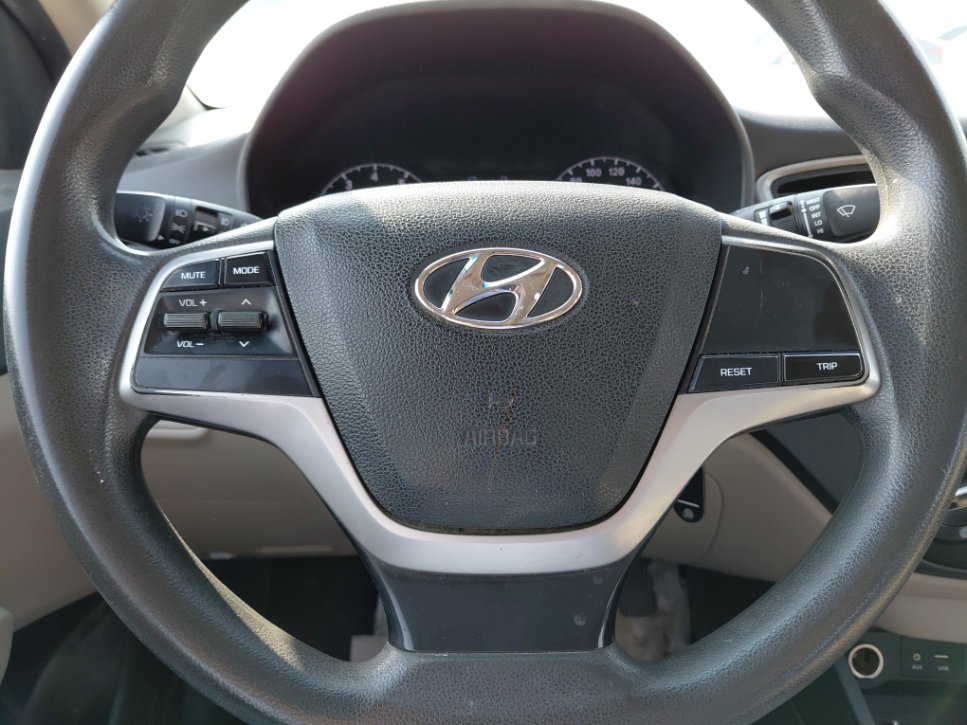 هيونداي أكسنت GL 2020 image