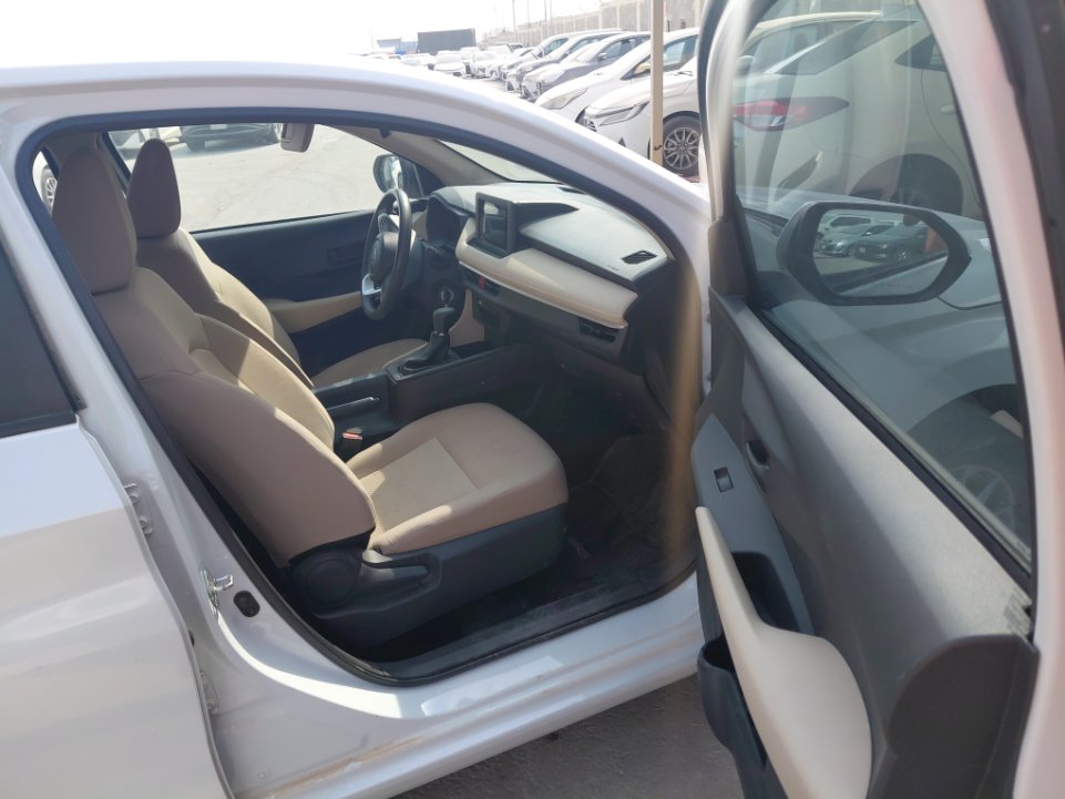 Toyota Yaris SD Y 2023 image