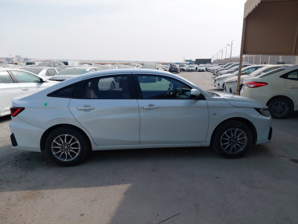 Toyota Yaris SD Y 2023 image