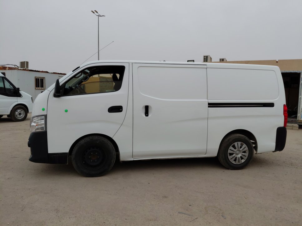 Nissan Urvan  2021 image