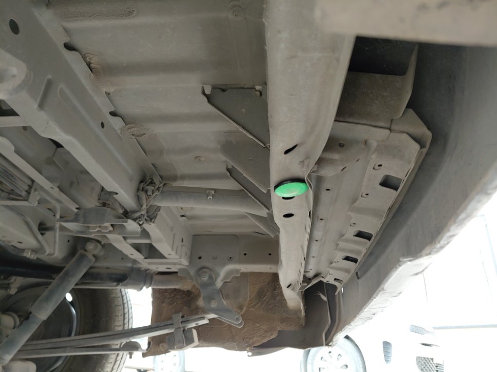 Nissan Urvan  2021 image