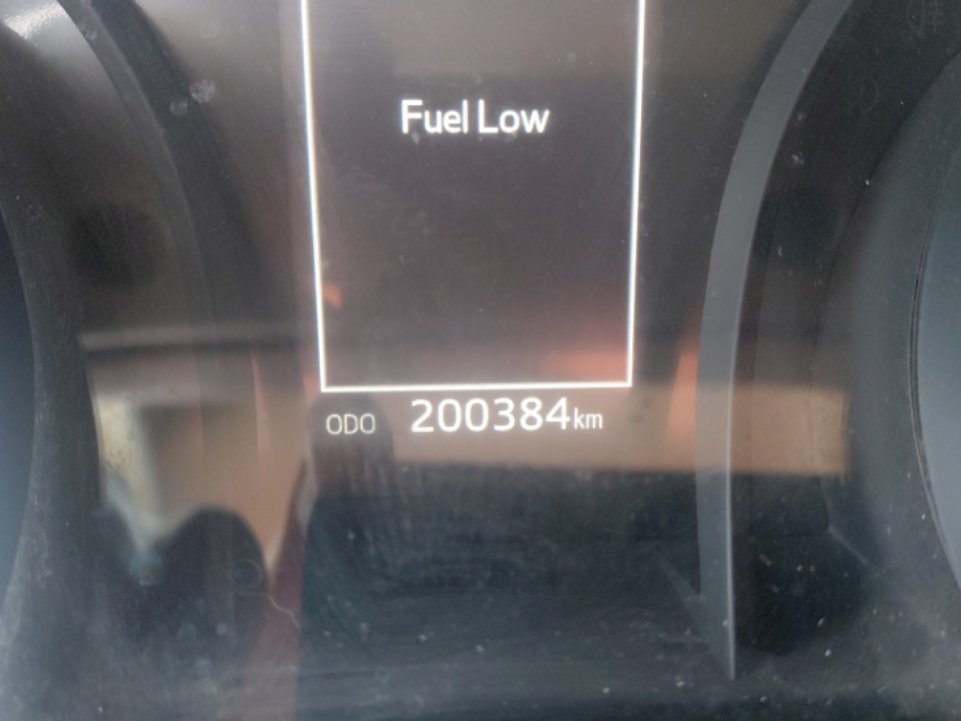 Toyota Camry LE 2020 image