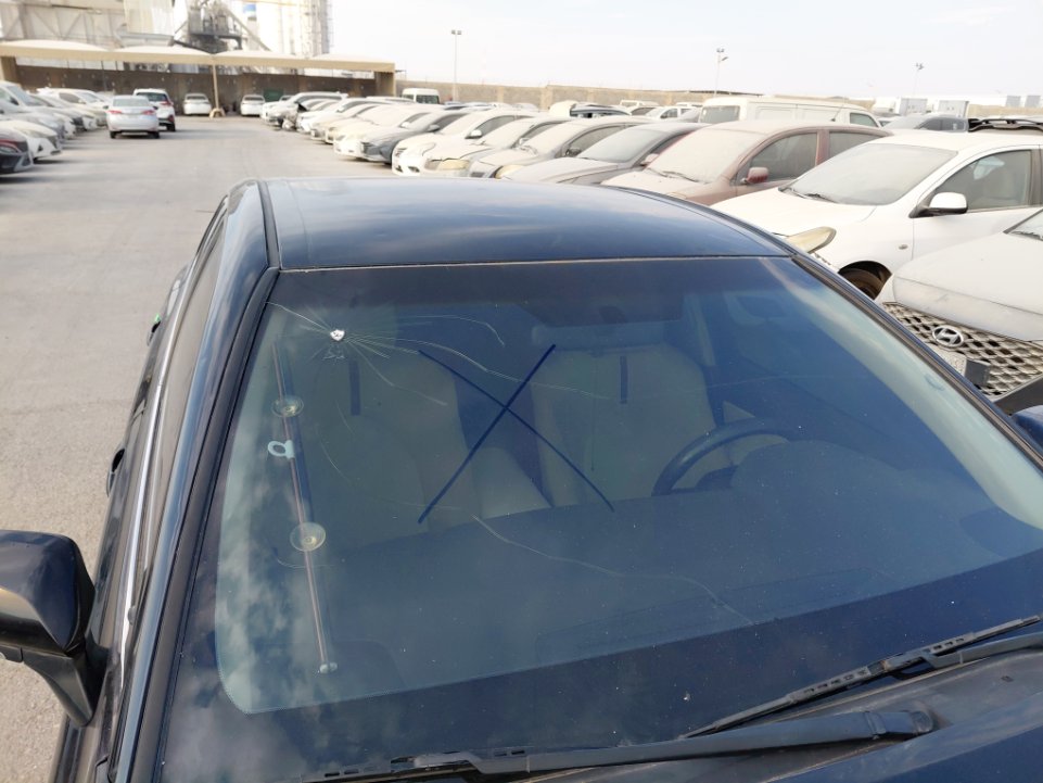 Toyota Camry LE 2020 image