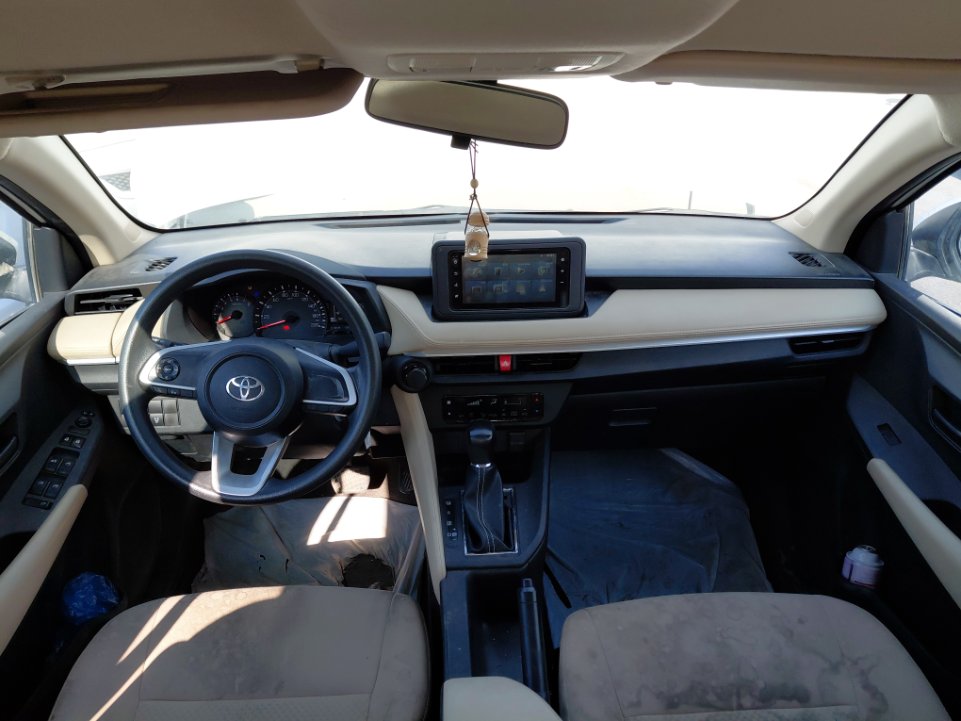 تويوتا يارس SD Y 2023 image