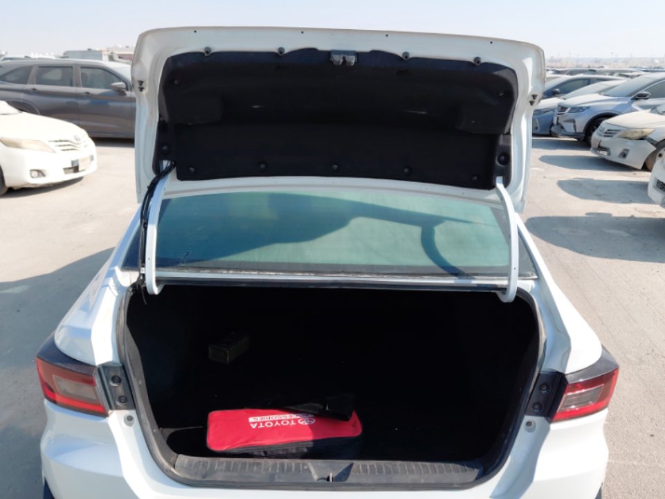 تويوتا يارس SD Y 2023 image