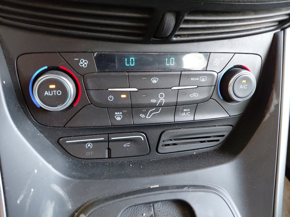 فورد اسكيب -  اس اي (ترند) سبورت 2019 image