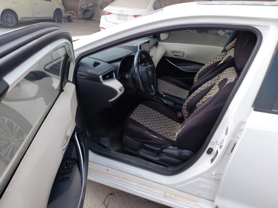 تويوتا كورولا GLI M/R HEV 2021 image