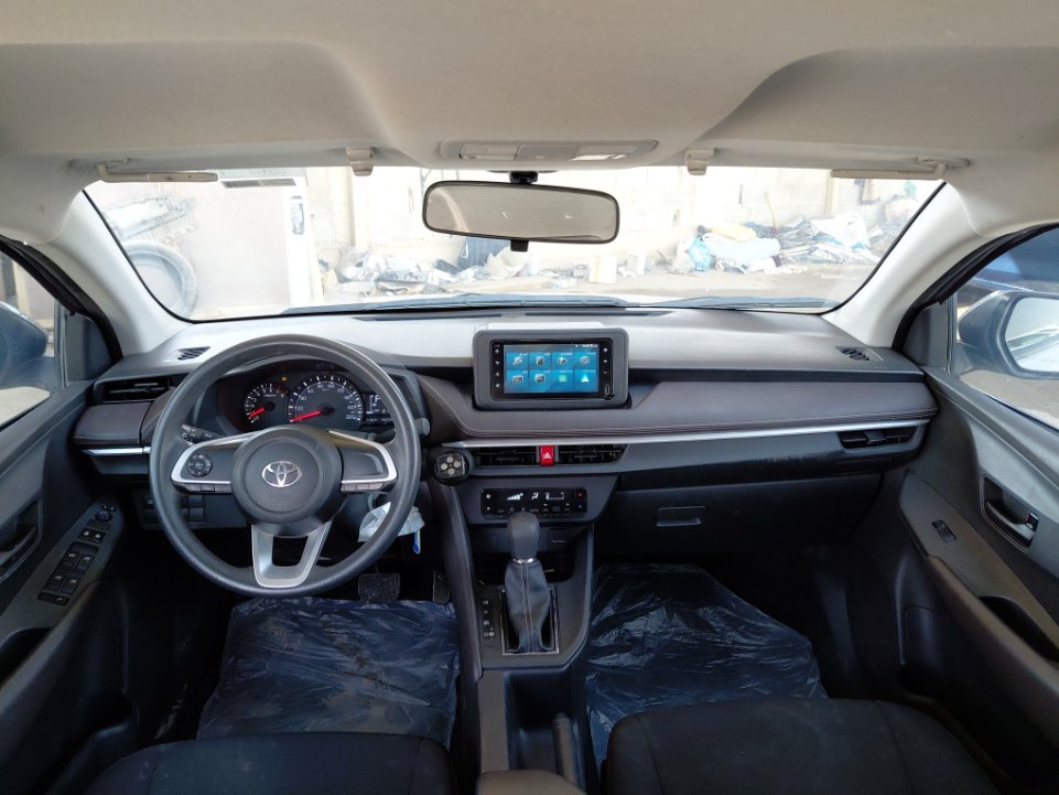 تويوتا يارس SD Y 2024 image