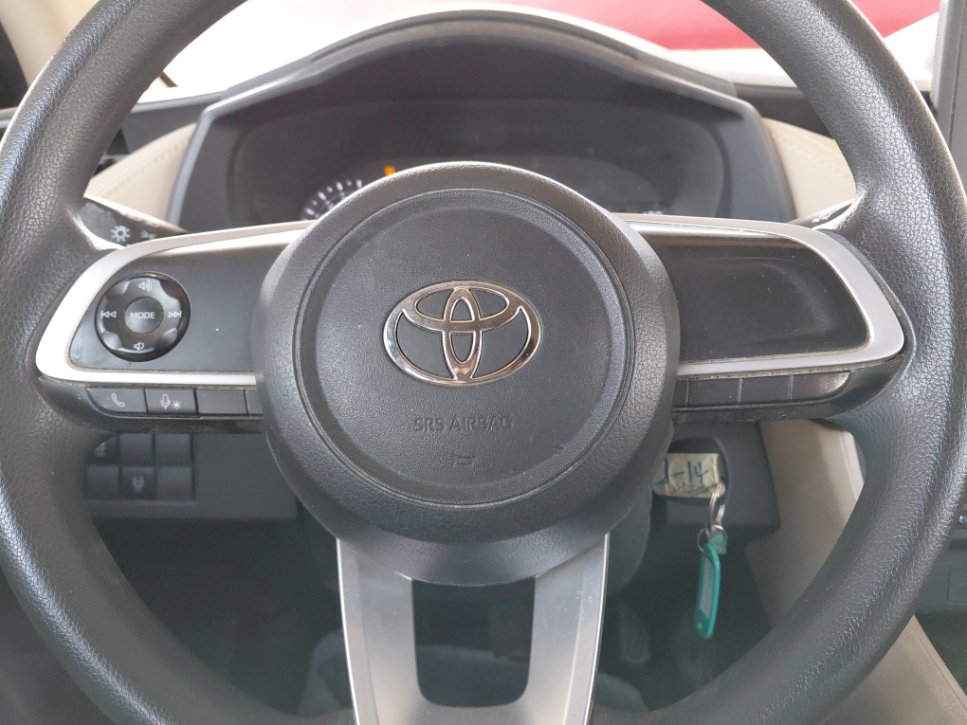 تويوتا يارس SD Y 2023 image