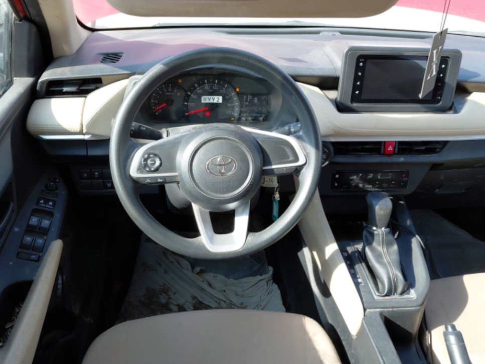 تويوتا يارس SD Y 2023 image