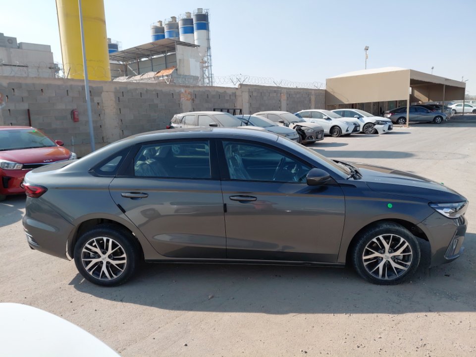 جيلي امجراند STD 2024 image