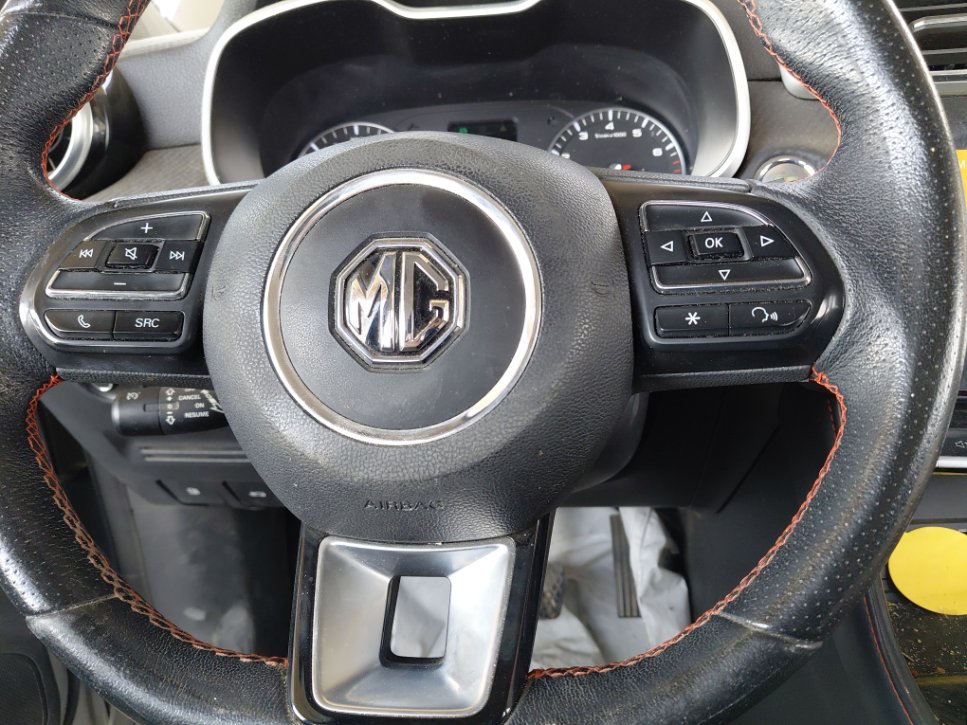 إم جي ZS STD Sports 2023 image