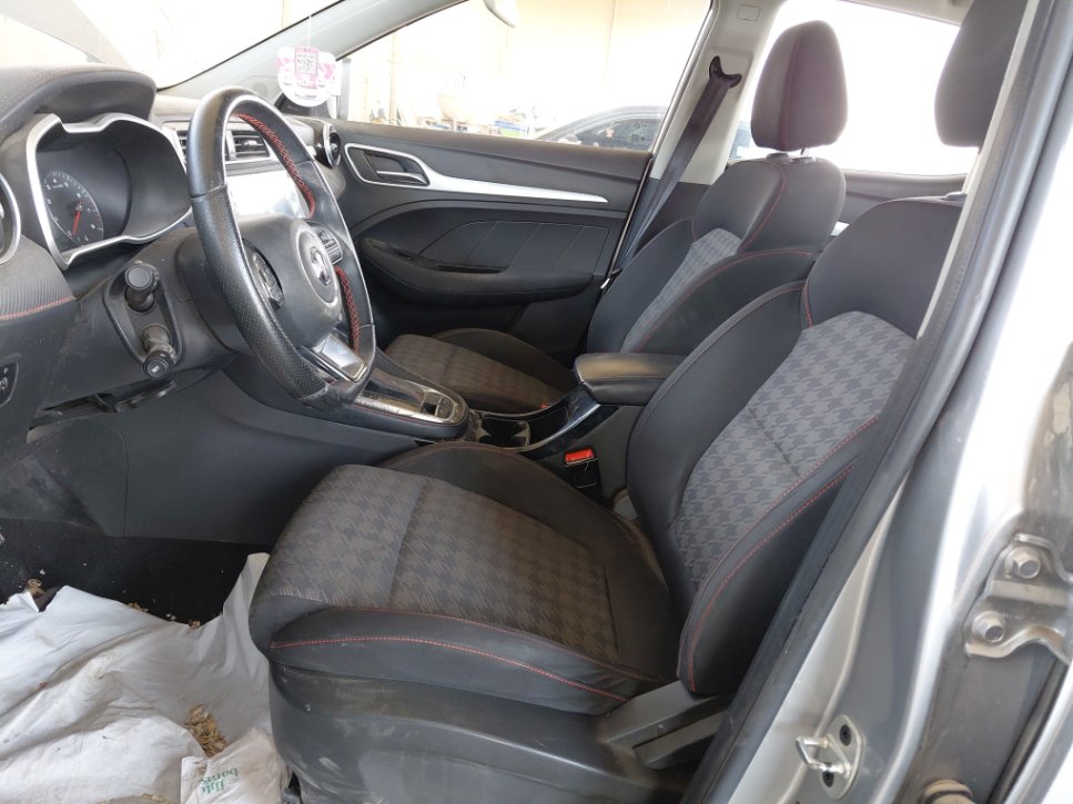 إم جي ZS STD Sports 2023 image