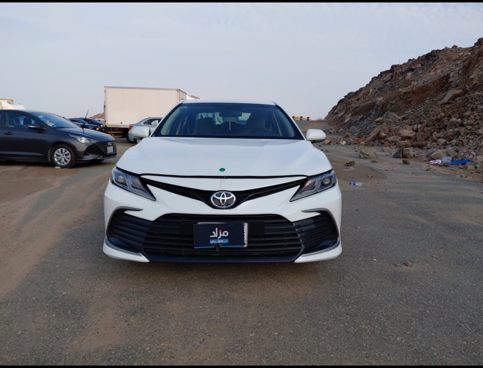تويوتا كامري LE STD 2024