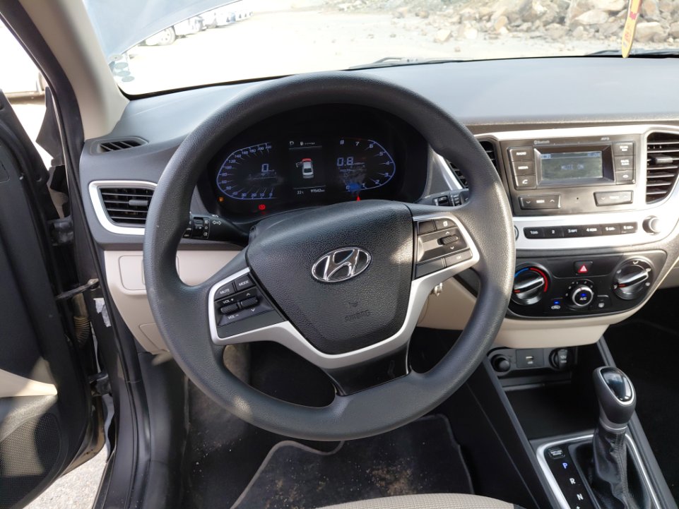 Hyundai Accent Smart  2023 image