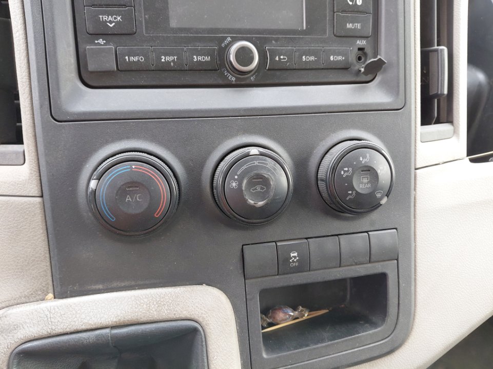 تويوتا هايس فان  2022 image