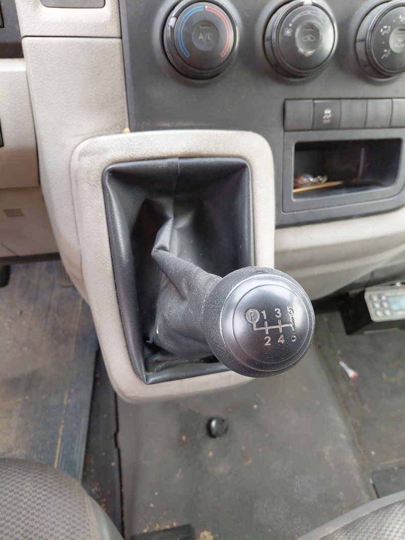 تويوتا هايس فان  2022 image