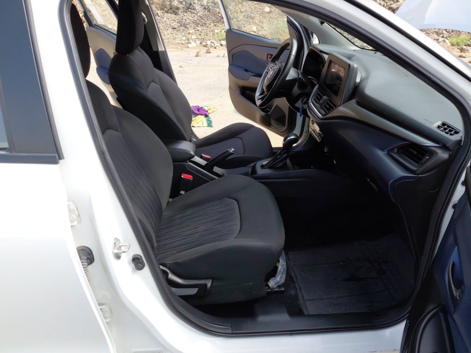 سوزوكي بالينو GL 2024 image