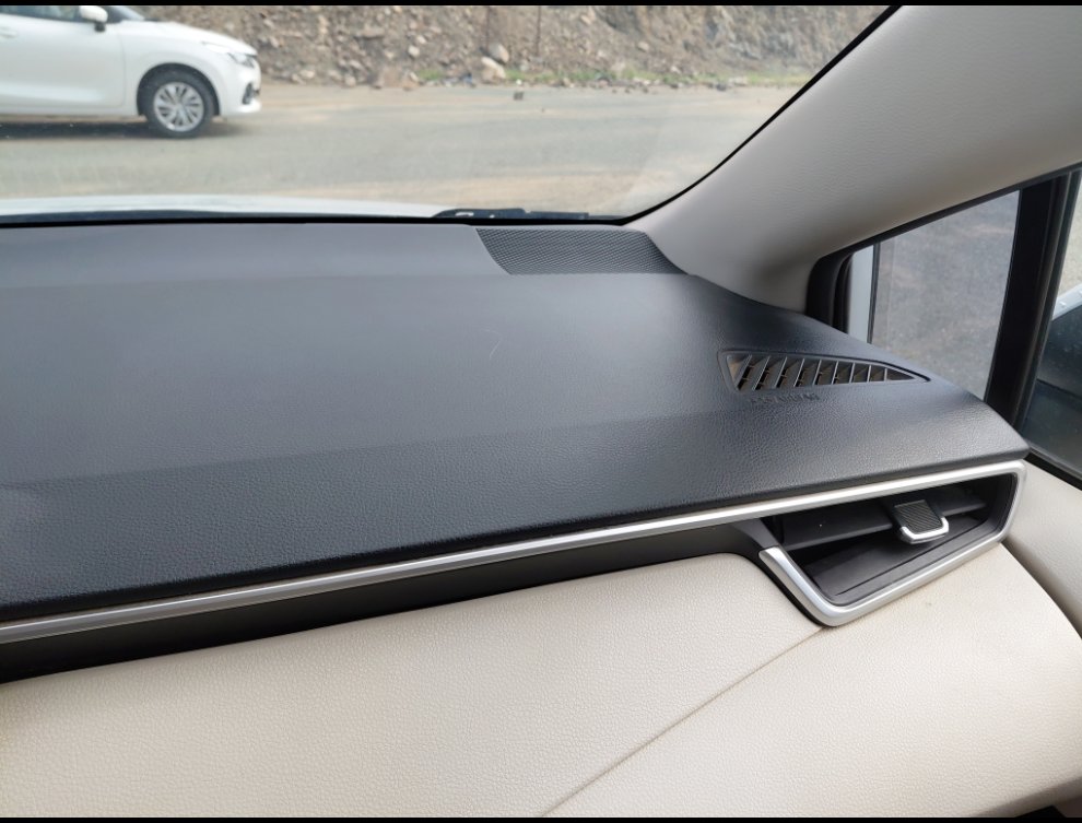 تويوتا كورولا XLI 2024 image