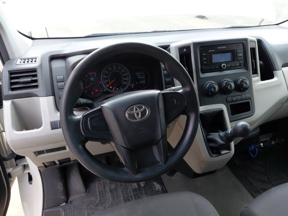 تويوتا هايس فان  2022 image