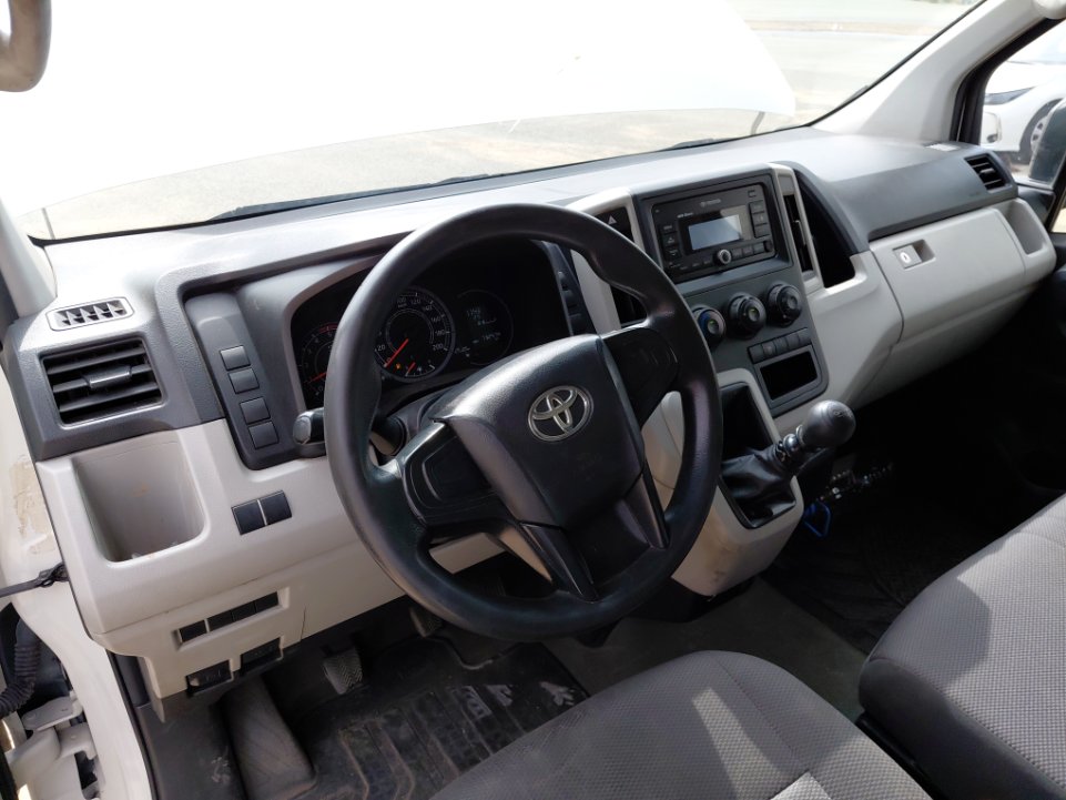 تويوتا هايس فان  2022 image