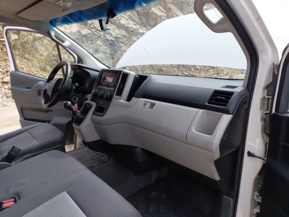 تويوتا هايس فان  2022 image