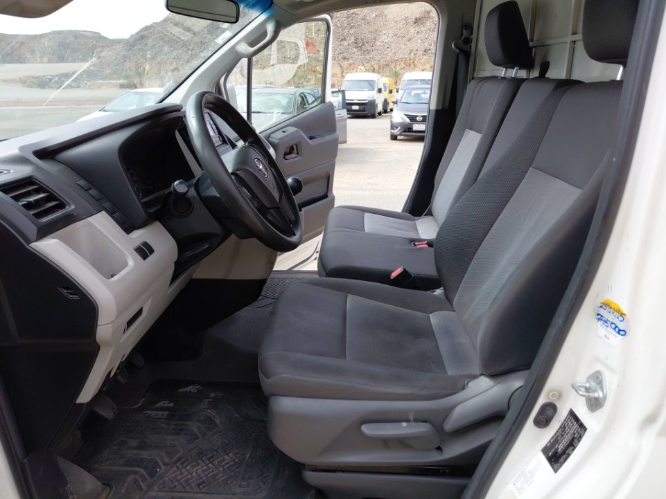 تويوتا هايس فان  2022 image