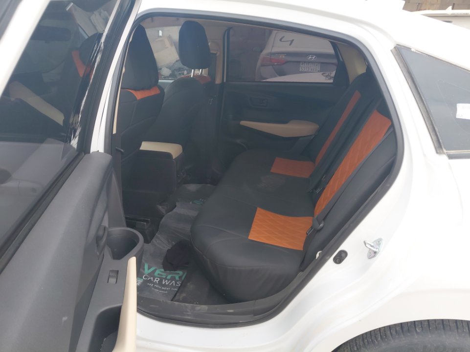 تويوتا يارس SD Y 2024 image