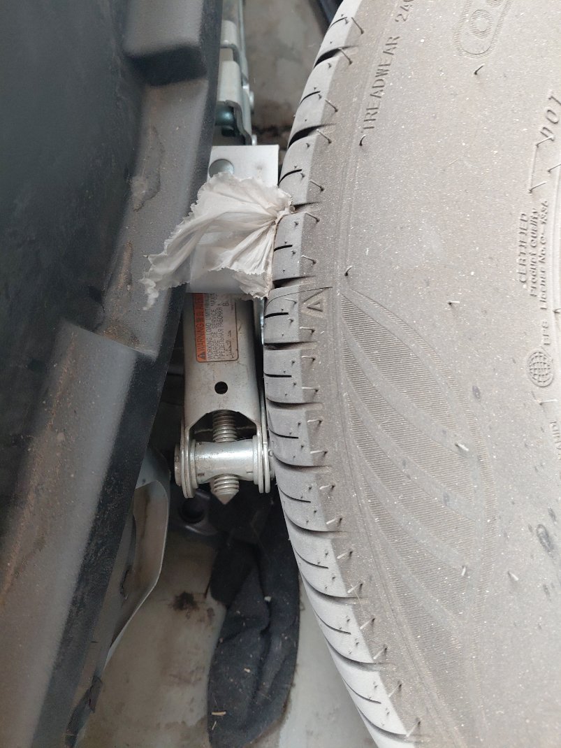 تويوتا يارس SD Y 2024 image