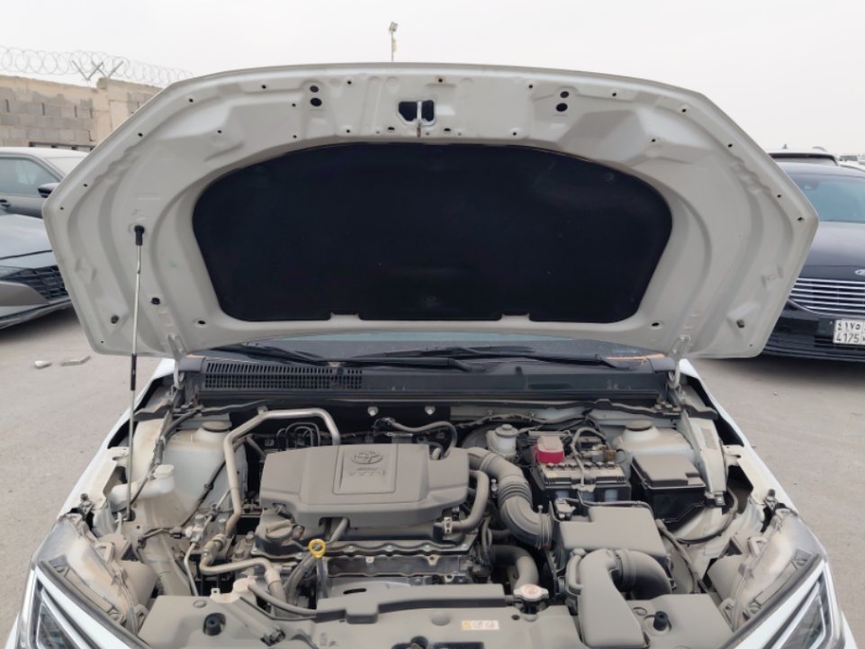 تويوتا يارس SD Y 2024 image