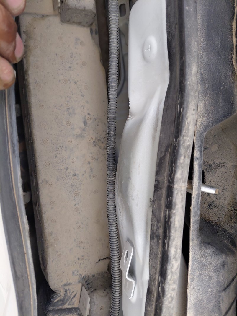 تويوتا يارس SD Y 2024 image