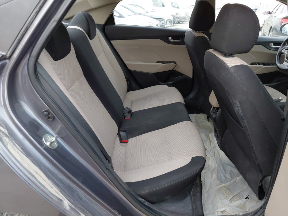 هيونداي أكسنت GL 2020 image