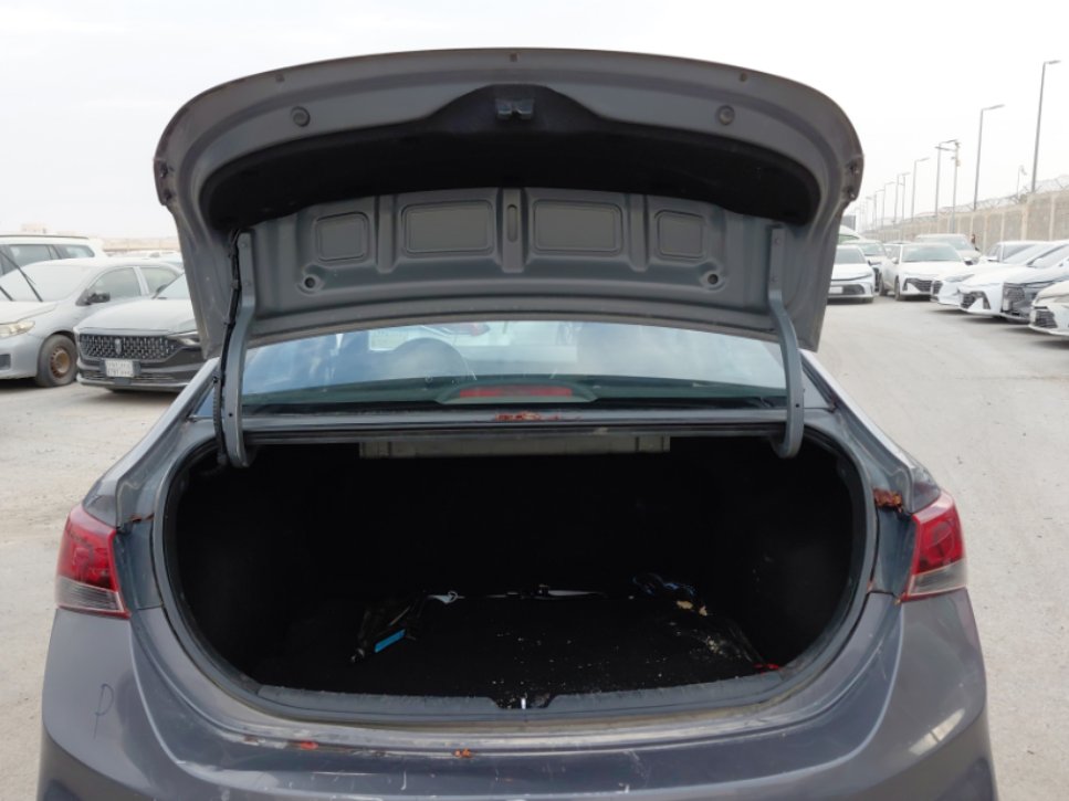 هيونداي أكسنت GL 2020 image