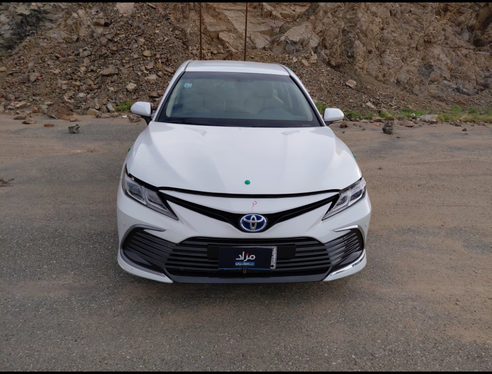 تويوتا كامري LE  2022