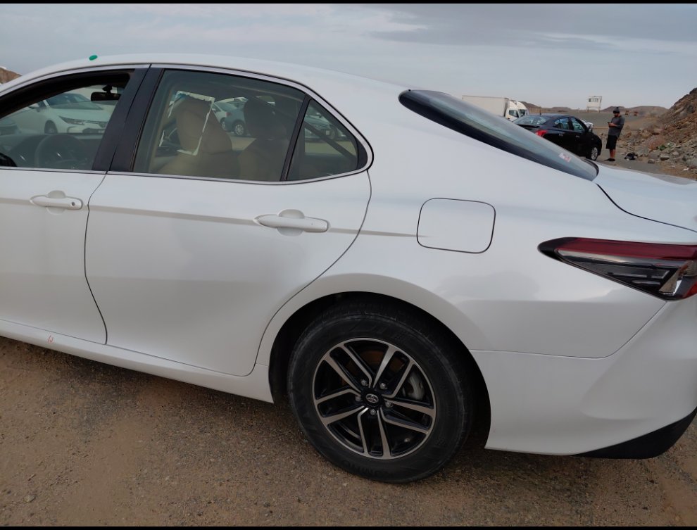 تويوتا كامري LE  2022 image