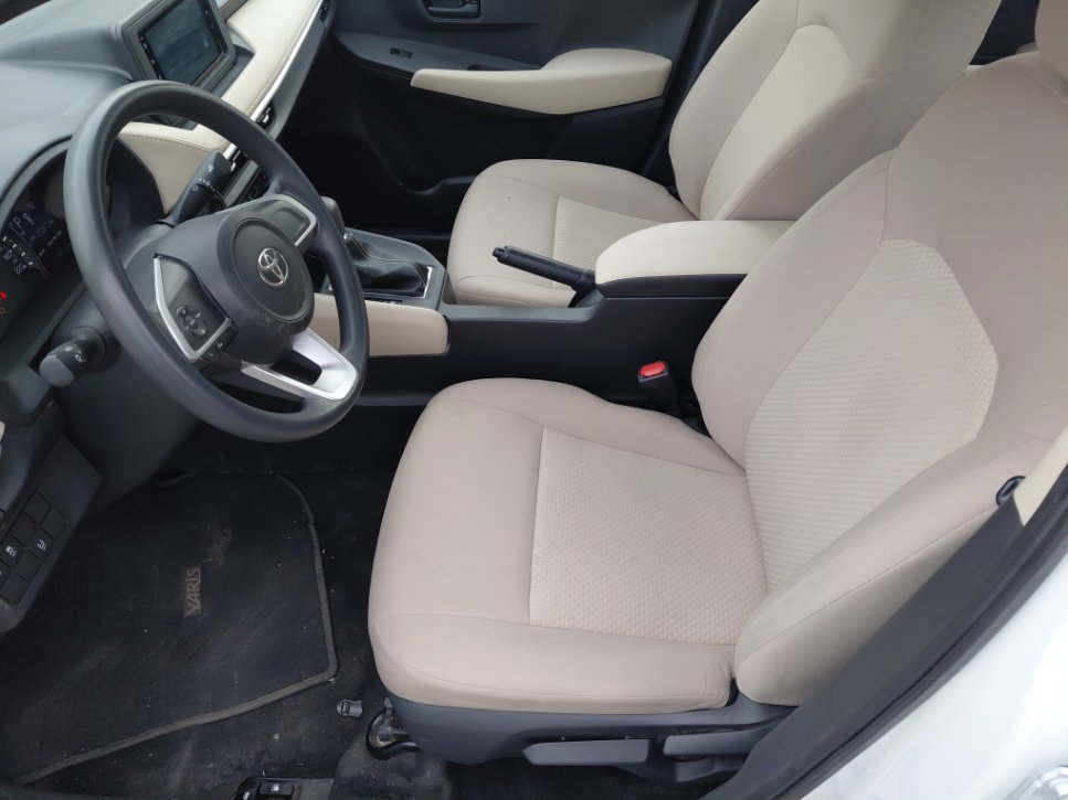 تويوتا يارس Y 2024 image