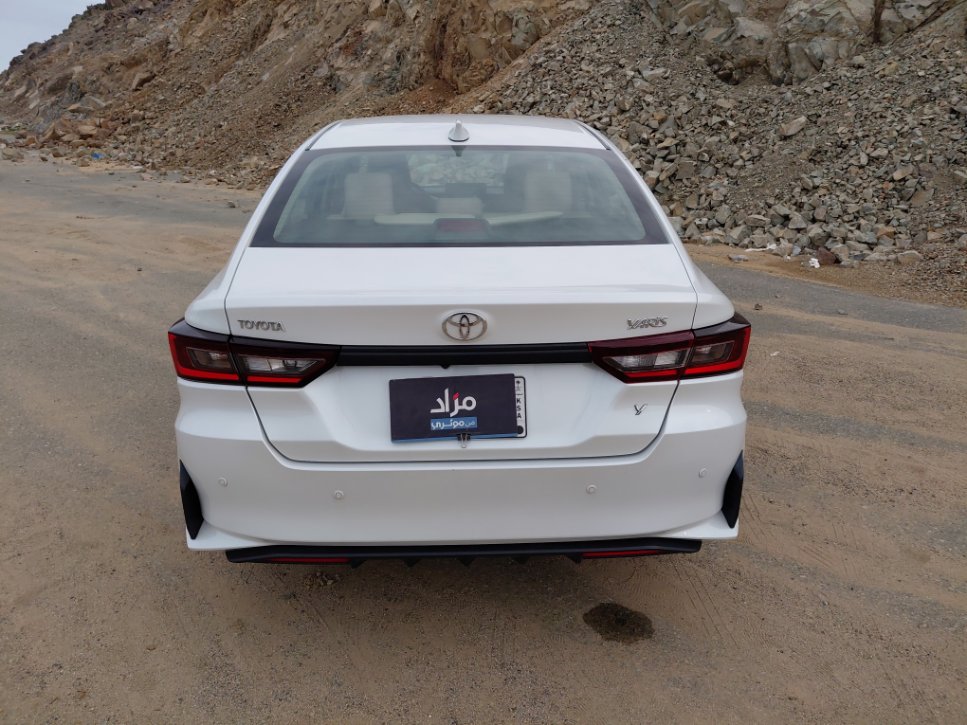 تويوتا يارس Y 2024 image