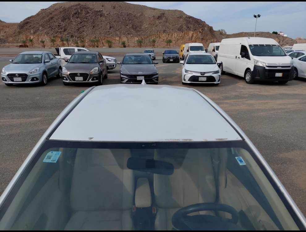 تويوتا يارس Y FLT 2 2022 image