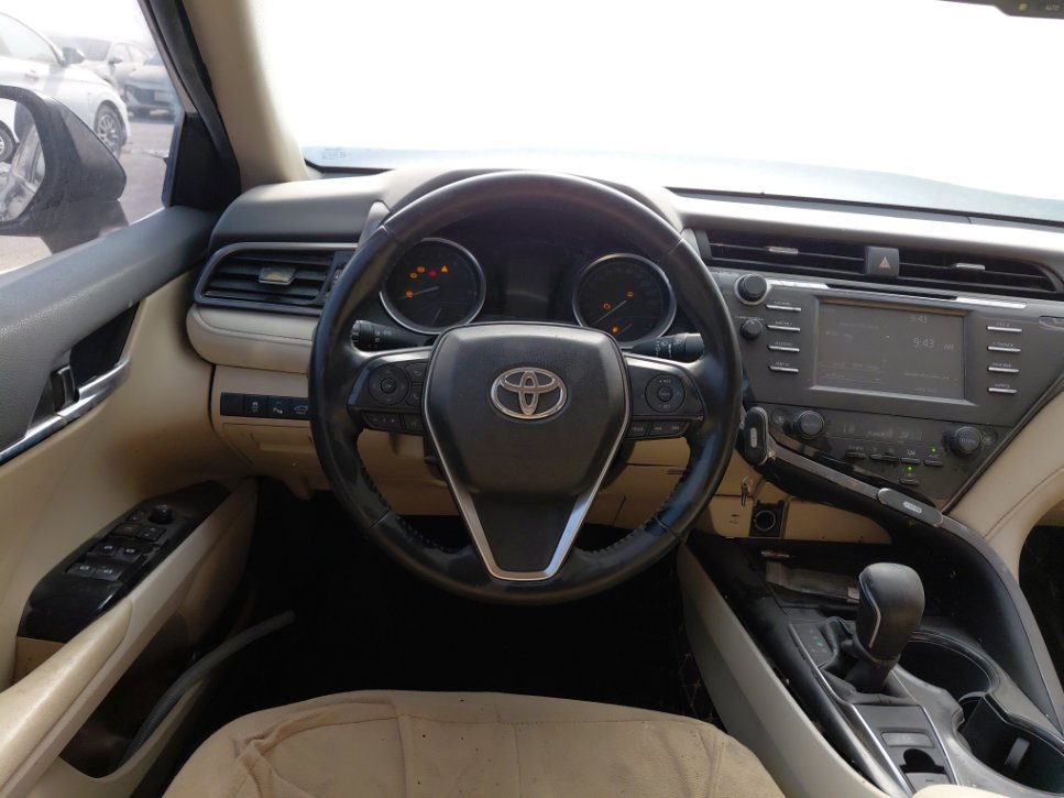 تويوتا كامري GLE 2020 image