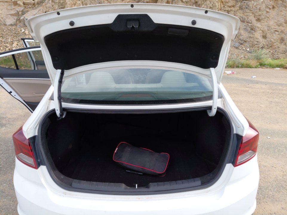 هيونداي إلنترا GL 2020 image