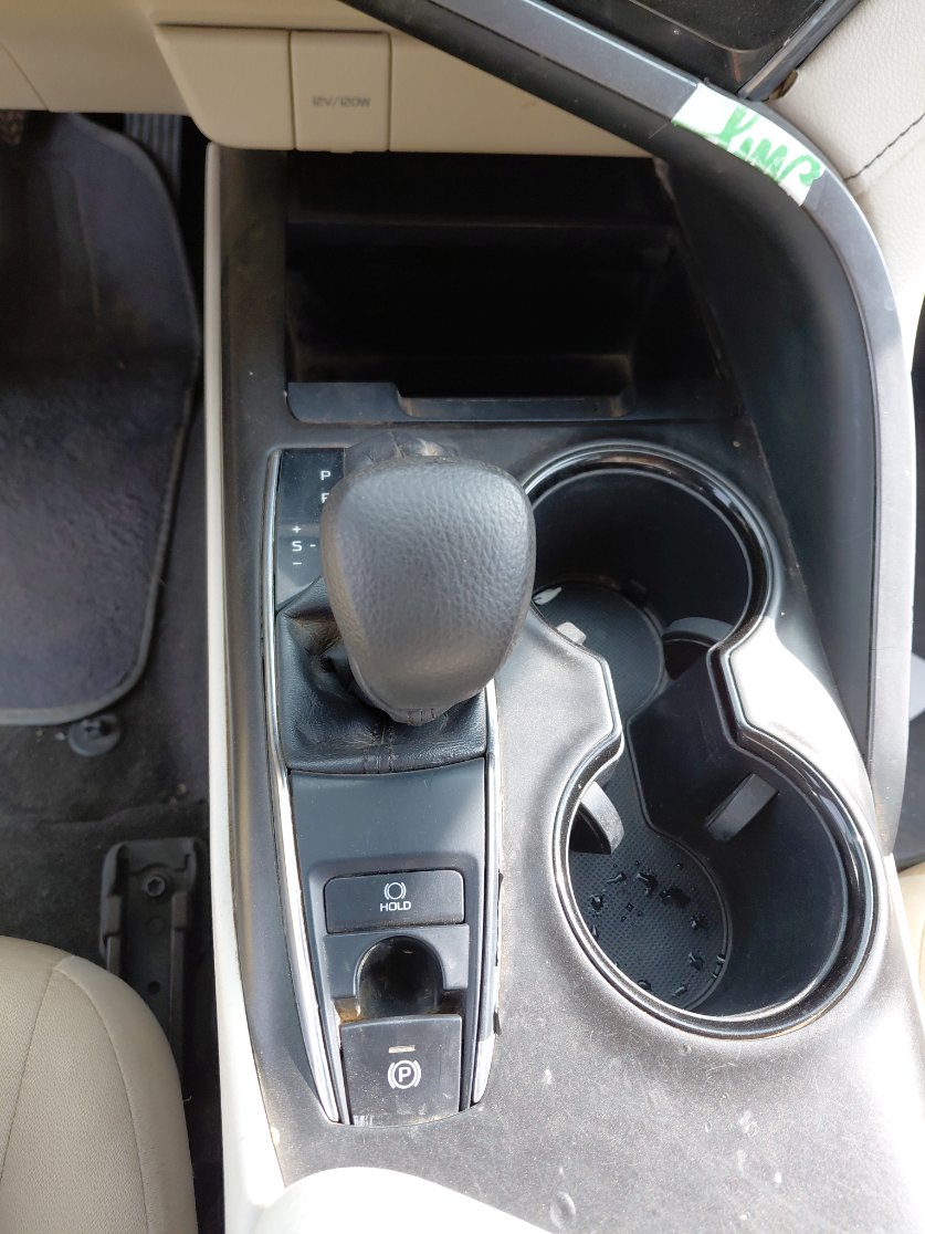 تويوتا كامري LE STD 2024 image