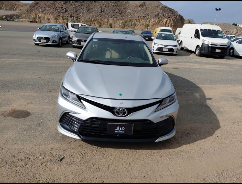 تويوتا كامري LE STD 2024